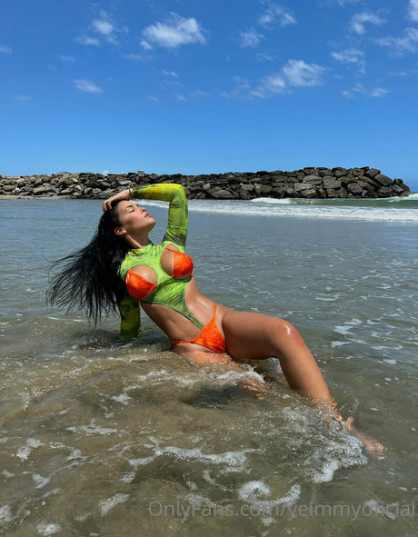 Yeimmy Rodriguez naked star picture