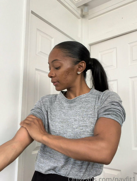 nayfit1 star nudes picture