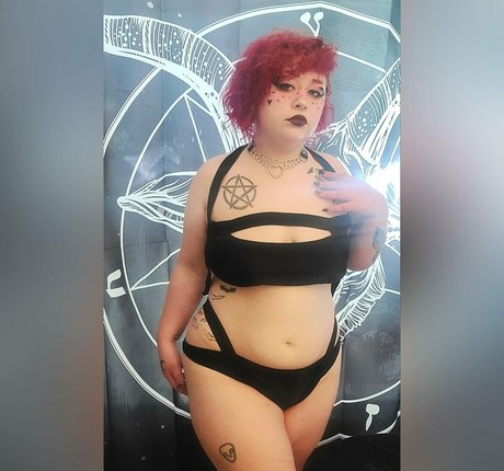 invictastyxx star art picture