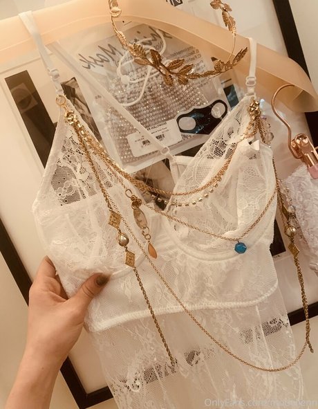 hairy teen pussy onlyfans art porn pic