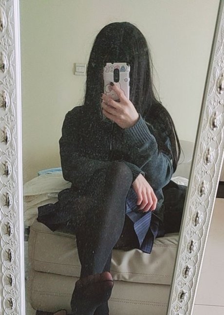 Jessica Milkybar top star pictures