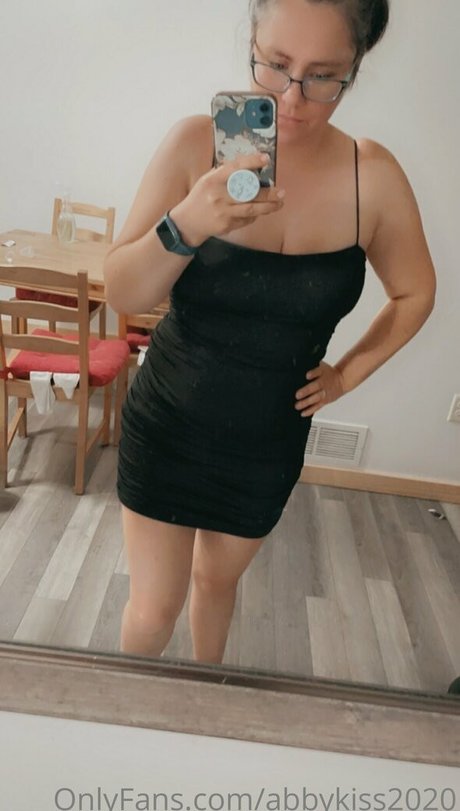 abbykiss2020 pornstar high quality pics