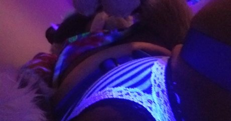 bigtittytusky model art pictures