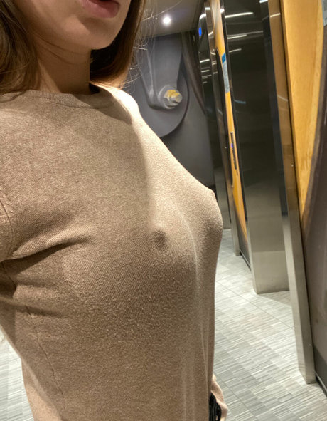 Sasha Shenderey star nude image