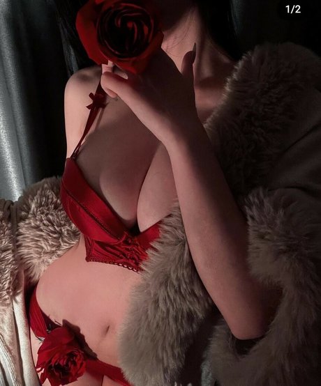 Naughtyjolie hd model photos