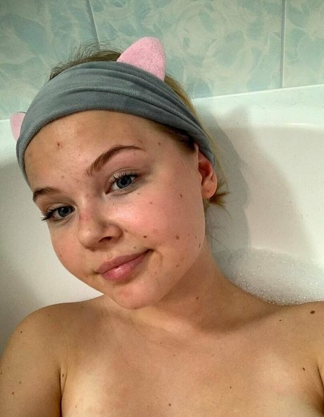 elinakitty star free pics