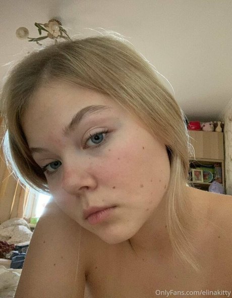 elinakitty sexy actress images