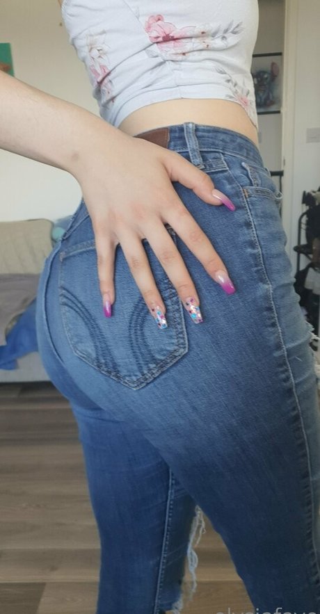 elysiafayex model adult photo