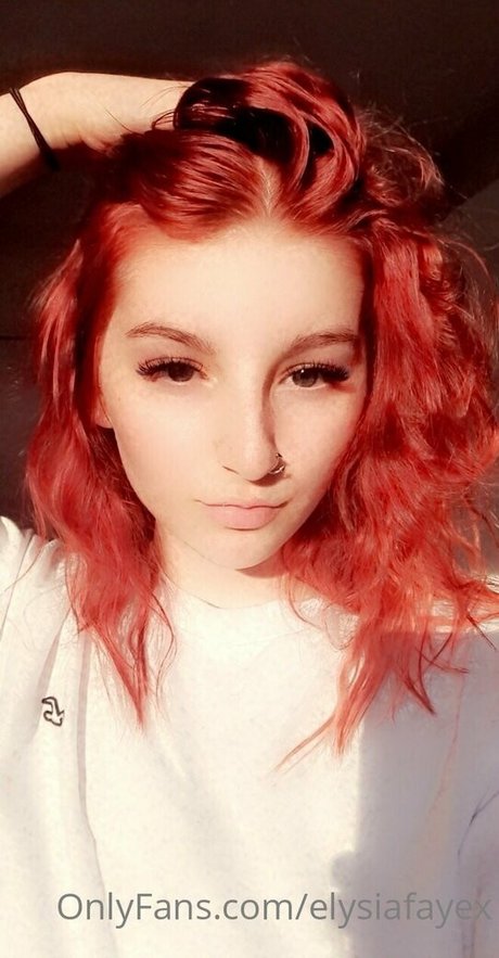 elysiafayex top model photo