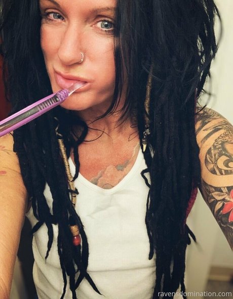 immistressraven model porn img