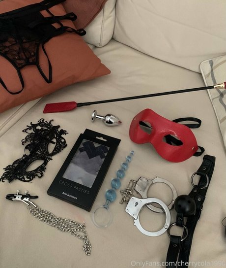 Cherry Cola actress photos