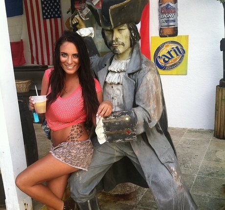 Emma Lynn Slavin model art img