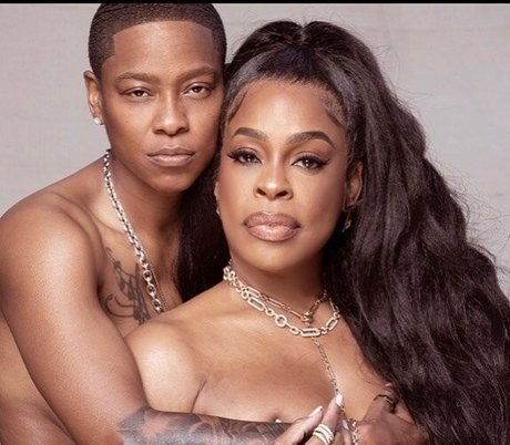 lesbian anal strapon onlyfans naked gallery