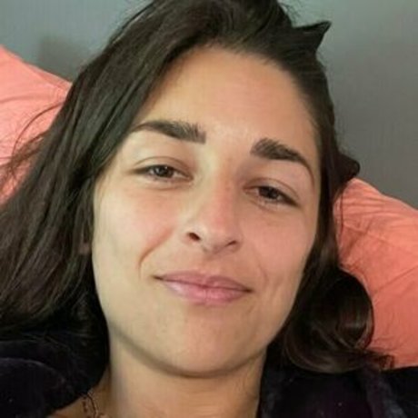 Sriracha Butter erotic model picture