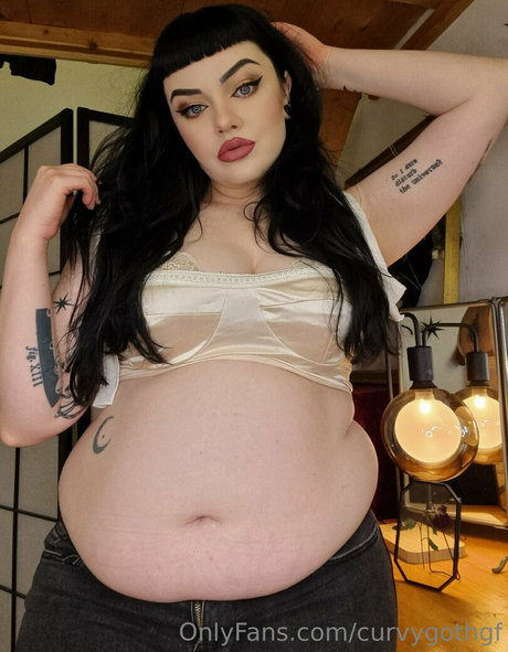 curvygothgf xxx actress photo