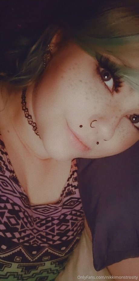nikkimonstrosity naked pornstar image
