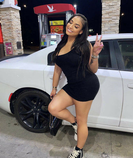 Gabbyamourr pornstar naked gallery