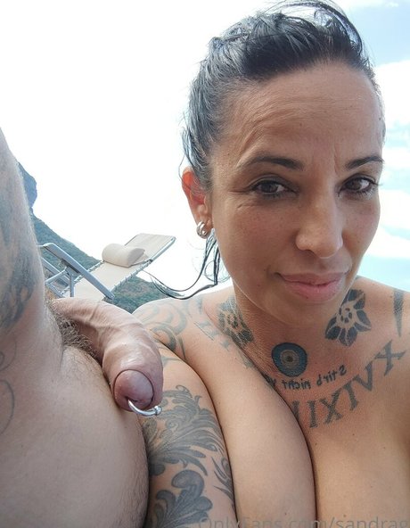 sandrag hot star archive