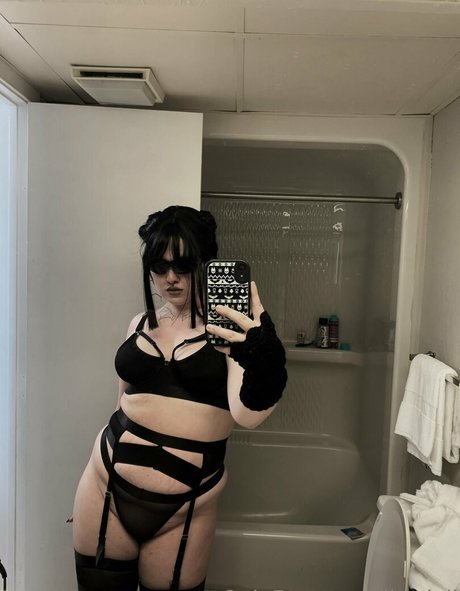 Lizzdoll adult actress galleries