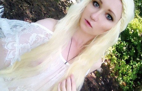 Erodaicon nudes actress photos