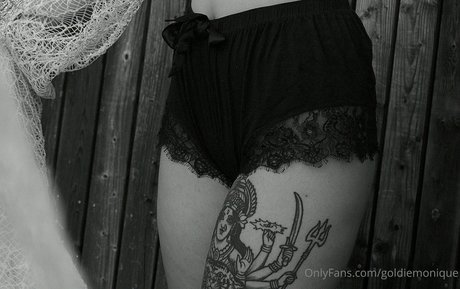 goldiemonique best star photo