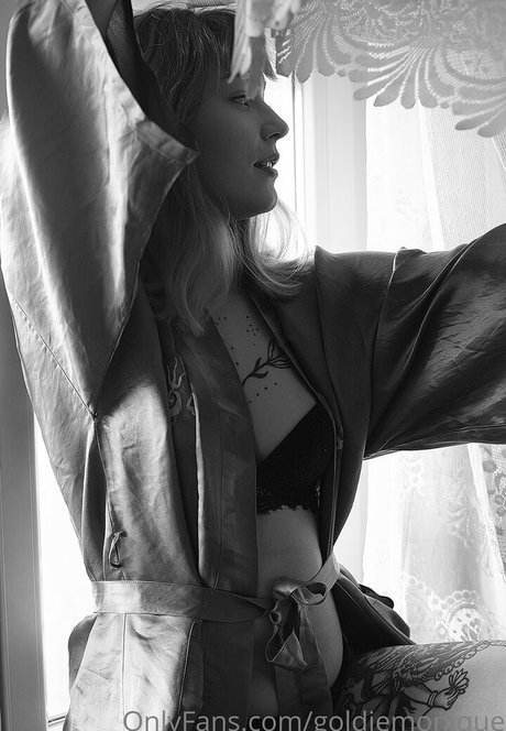 goldiemonique sex star gallery