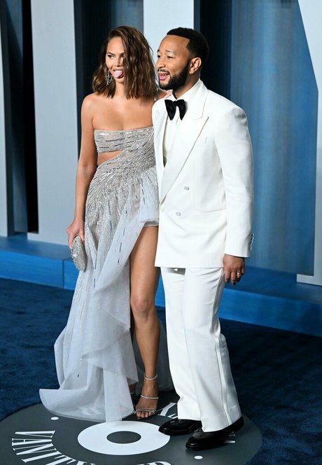 Chrissy Teigen nice actress image