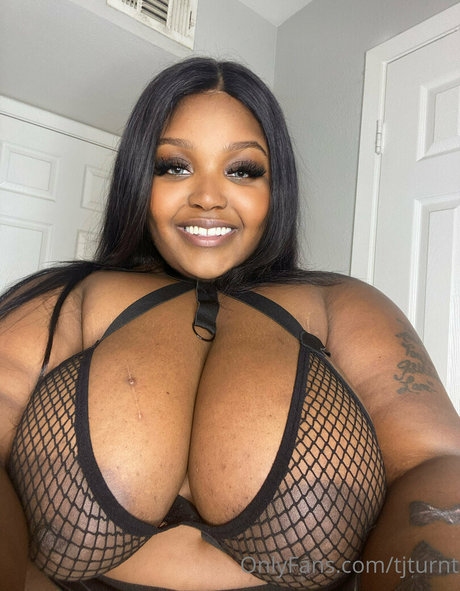 tjturnt sexy pornstar img