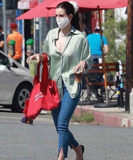 Scout Willis Profile photo