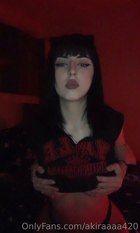 akiraaaa420 star sexy pic