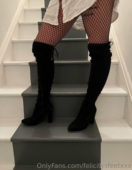 felicitysfeetxxx model art photo