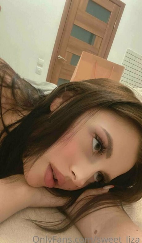 sweet liza porn model pictures