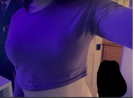 AutumnVR star hot images