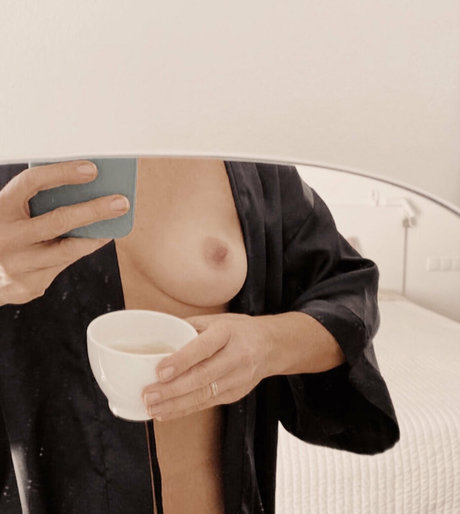 anjasia hot model gallery