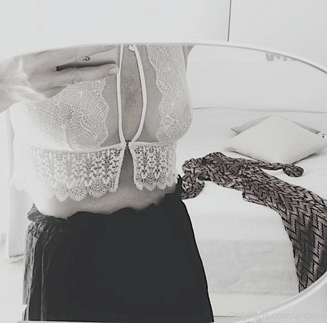 anjasia pornstar nude pictures