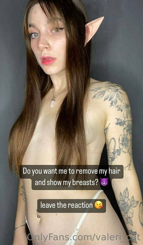 Valeri Catwoman free actress pic