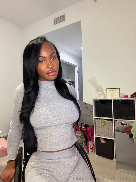 milandior3 pornographic star galleries