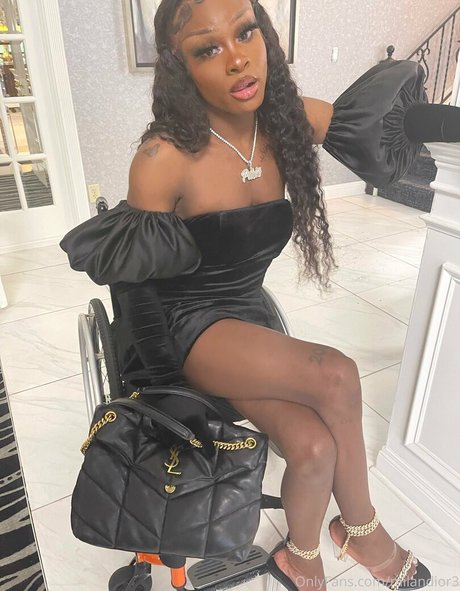 brown onlyfans nudes photos