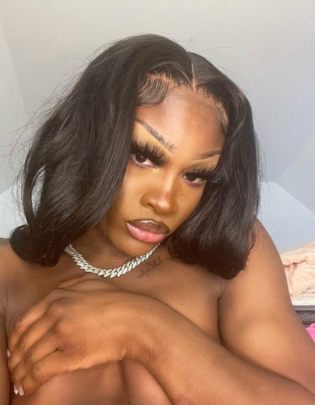 milandior3 model erotic pictures