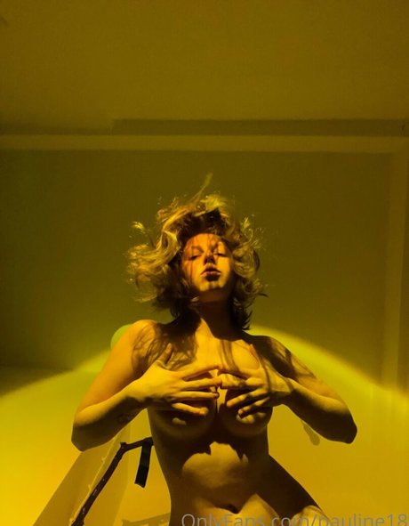 pauline18 model sex galleries