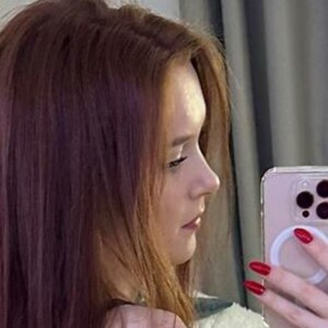 foxperryunofficial pornstar naked pictures