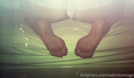 takinitvintage top actress photos