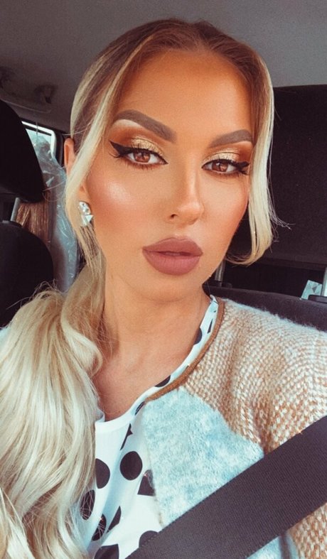 lesbian ass onlyfans sex photos