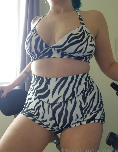 nyamphy model pornographic pic