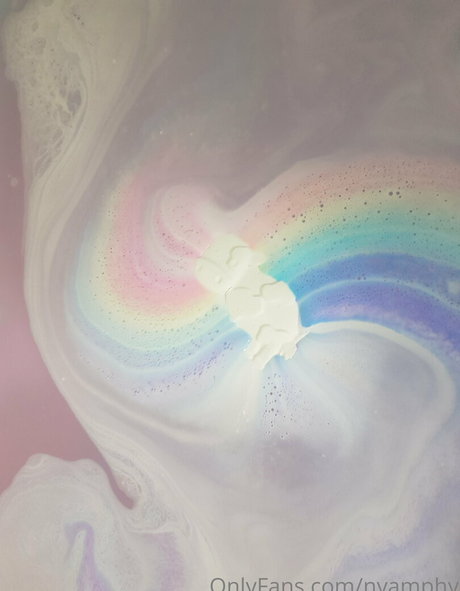 nyamphy high quality actress photos