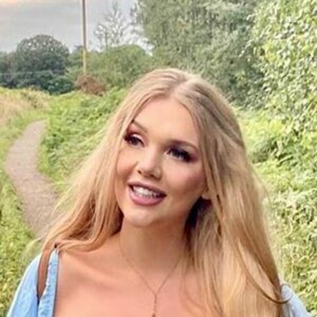 big cock trans onlyfans erotic pics