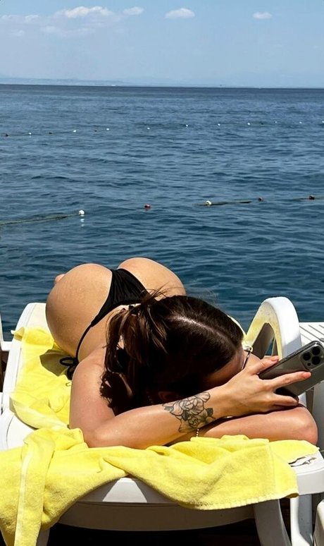 tinamayer sexy model pics