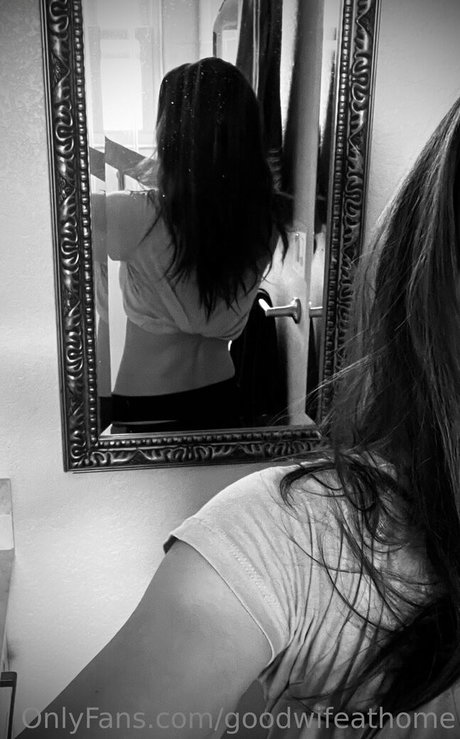 tattooed shemale onlyfans nude image