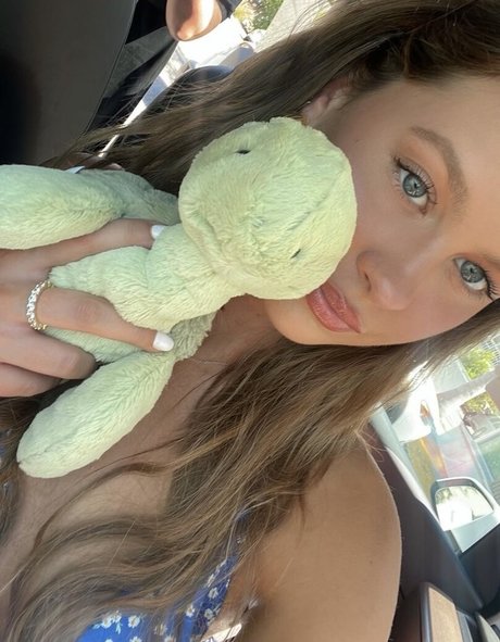 Natasha Bure model perfect photos