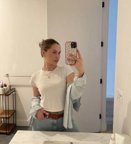 Natasha Bure high quality model pictures